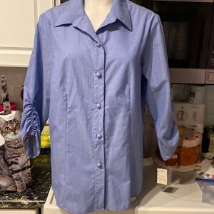 A Over And Under casual 3/4 sleeve solid blue plus size shirt 16W. NWT